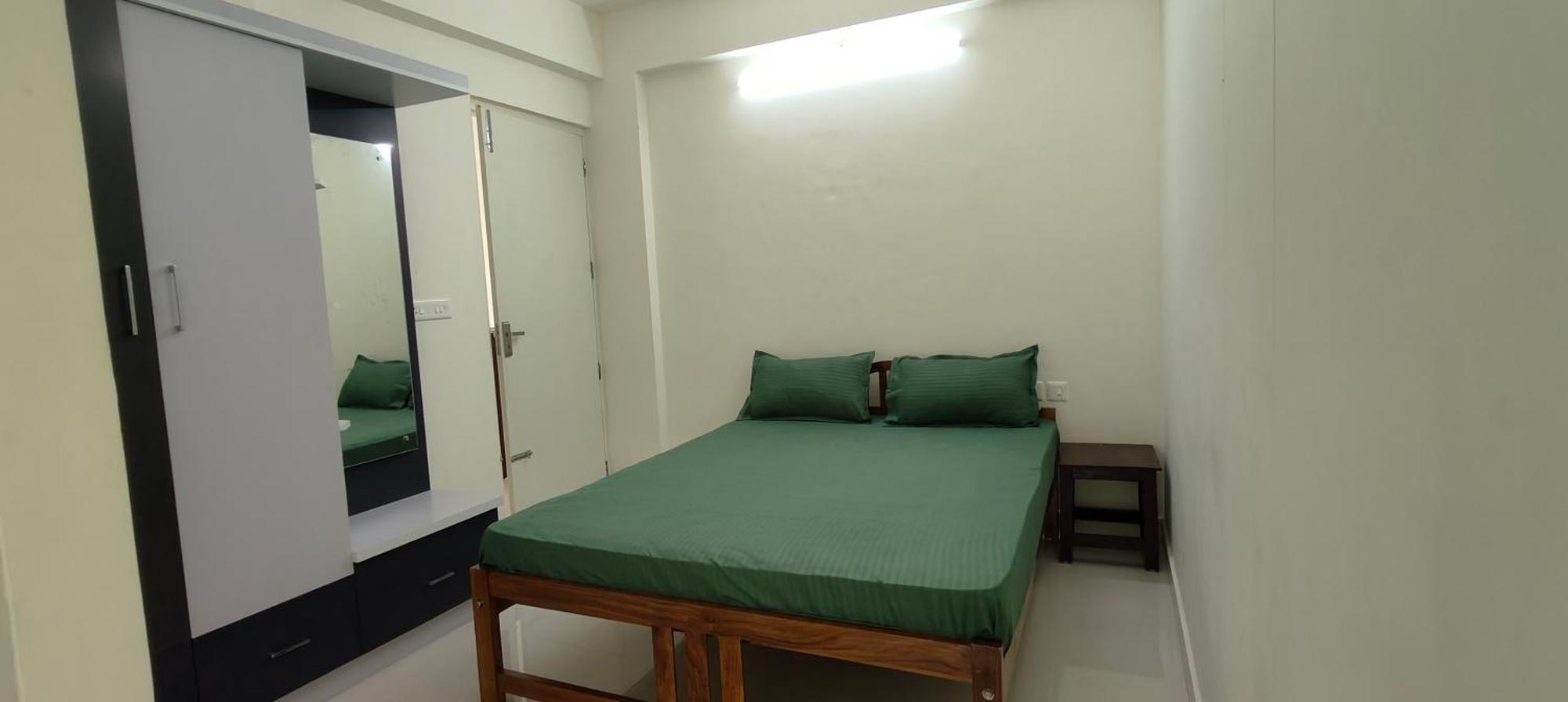 Hobiz Serviced Apartments Chalakuzhy Nr Medical College Trivandrum Thiruvananthapuram ภายนอก รูปภาพ